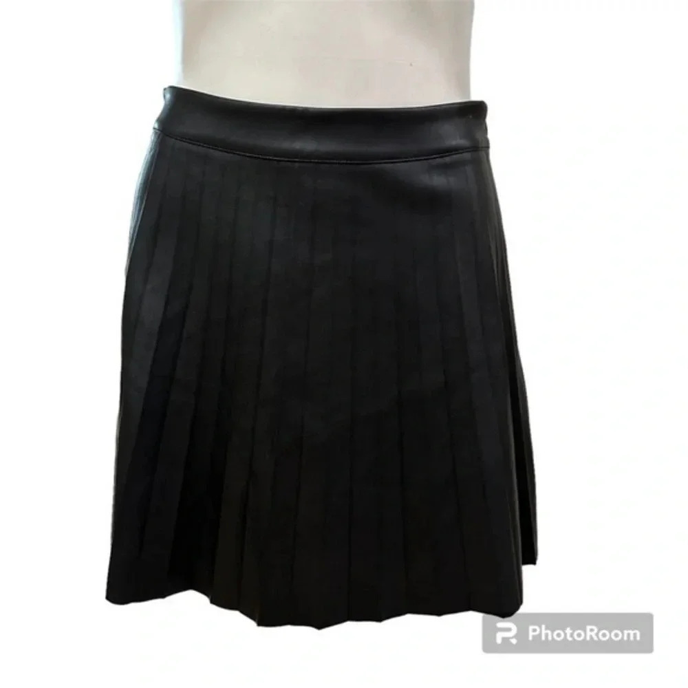 BB Dakota Steve Madden pleated  mini skirt Faux Leather